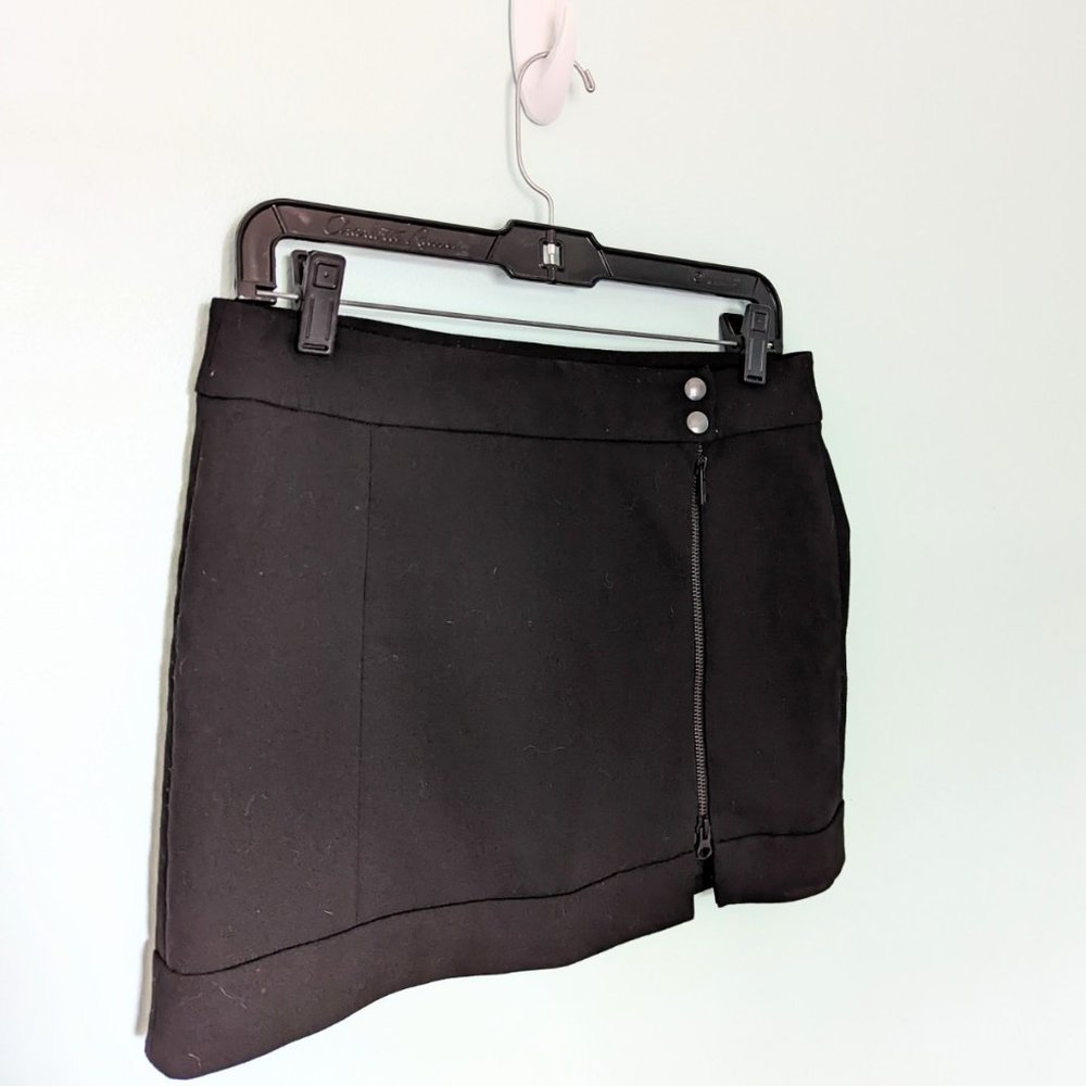 French Connection Black Side Zip Mini , sz 4